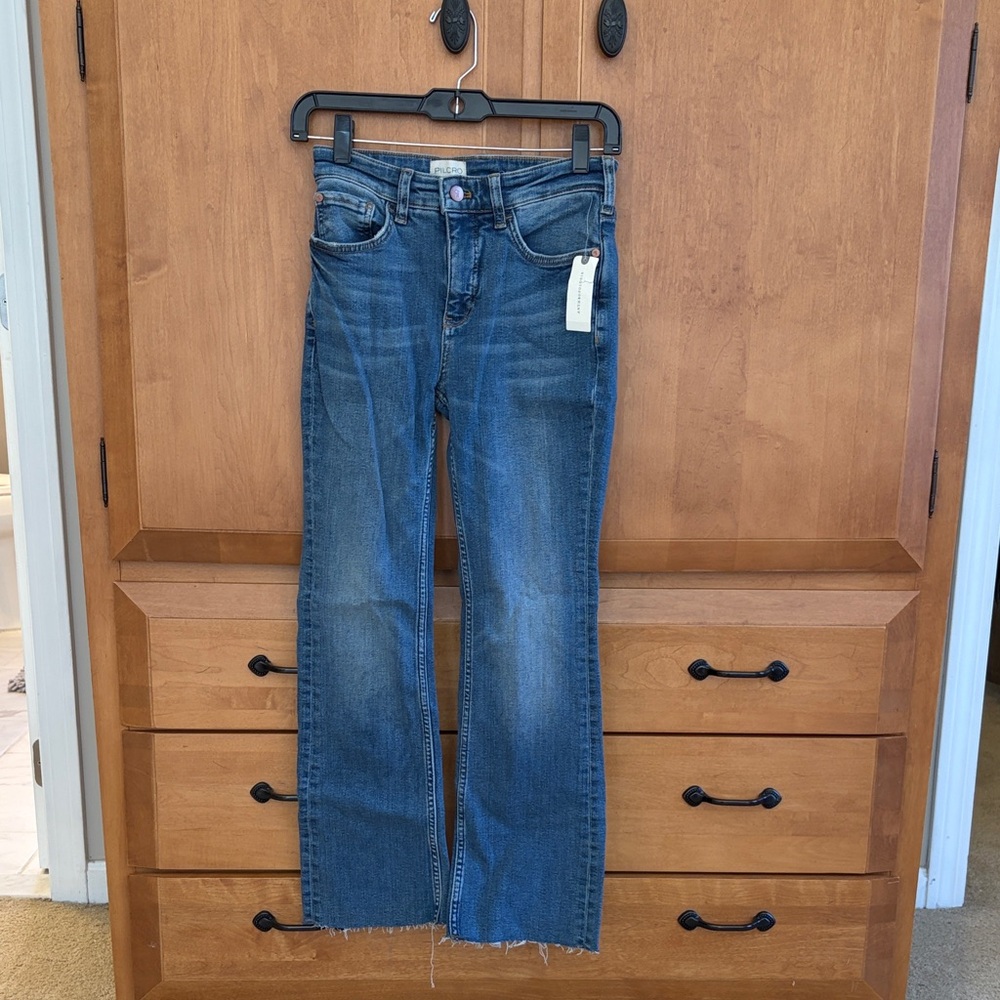 Womens Anthropologie Jeans: The Yaya Mid-Rise Crop Jeans by Pilcro